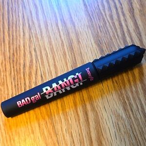 BADgal BANG! Volumizing Mascara